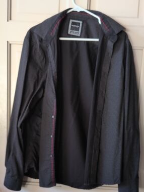 Men's Black Patterned Button-Up Dress Shirt